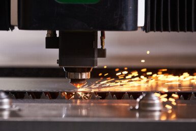 Produção de Máquinas de Cortar Metal CNC de alta precisão